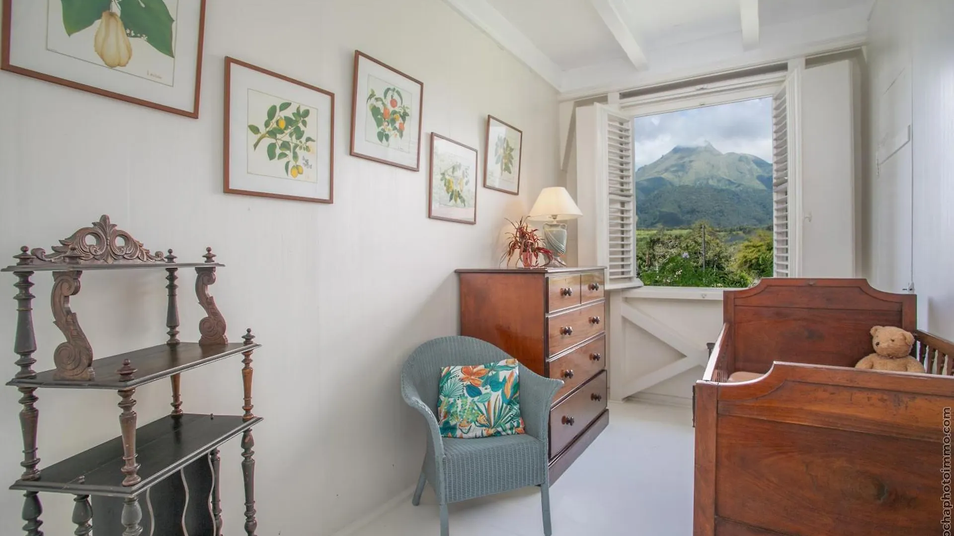 La Maison Du Gereur, Voyage Dans L'Histoire Saint-Pierre Vila
